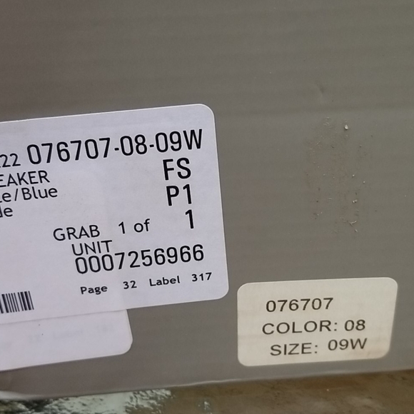 vionic white sneakers